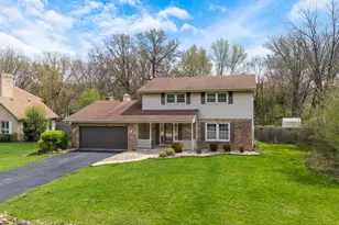 24151 S Plum Valley Dr, Crete, IL 60417 - Photo 3