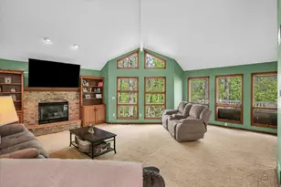 5353 Bailey Ave, Clifton, IL 61727 - Photo 13