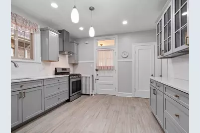2531 W Morse Avenue, Chicago, IL 60645 - Photo 9
