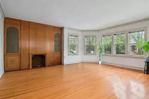 2531 W Morse Ave, Chicago, IL 60645 - Photo 3
