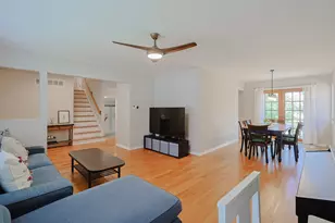 2842 Garden Dr, Lisle, IL 60532 - Photo 5