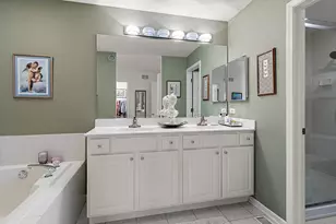 1751 Park Ridge Point, Park Ridge, IL 60068 - Photo 17