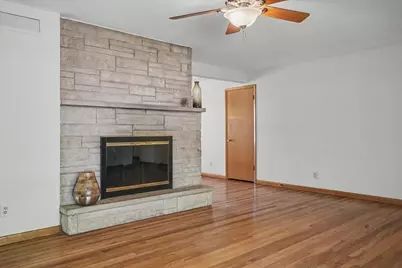 1105 Foothill Drive, Champaign, IL 61821 - Photo 7