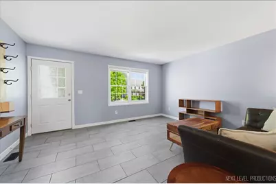 1008 Westfield Course, Geneva, IL 60134 - Photo 3