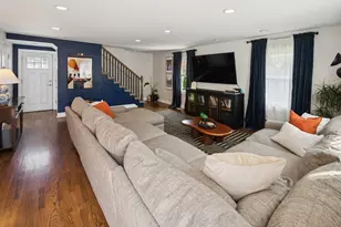 815 Cumberland St, Hoffman Estates, IL 60169 - Photo 11