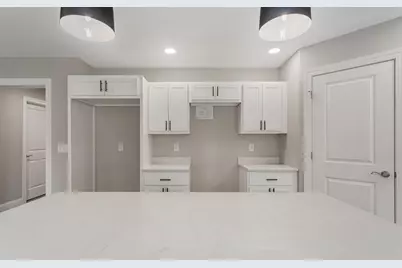 202 W Evergreen Drive, Saint John, IL 61873 - Photo 17