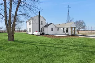 3292 E 24th Rd, Marseilles, IL 61341 - Photo 17