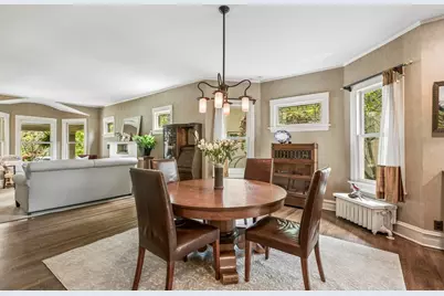 515 N Elmwood Avenue, Oak Park, IL 60302 - Photo 9
