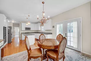 8709 Shade Tree Cir, Lakewood, IL 60014 - Photo 7