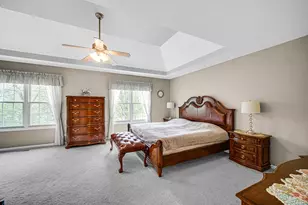 8709 Shade Tree Cir, Lakewood, IL 60014 - Photo 9