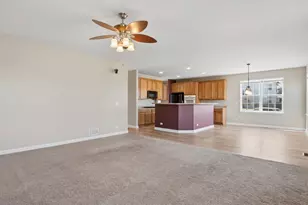 3024 Cookson Ave, Elgin, IL 60124 - Photo 7