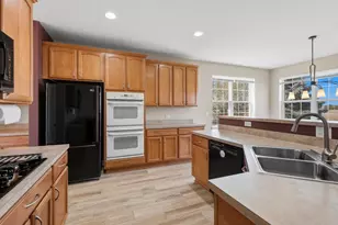 3024 Cookson Ave, Elgin, IL 60124 - Photo 9