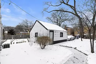 1815 Cleveland St, Evanston, IL 60202 - Photo 11