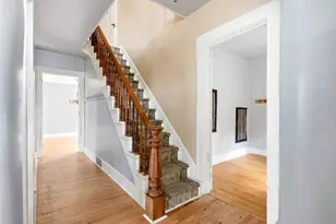 212 S 4th St, Aurora, IL 60505 - Photo 5