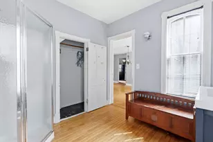 212 S 4th St, Aurora, IL 60505 - Photo 13