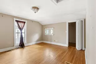 212 S 4th St, Aurora, IL 60505 - Photo 23