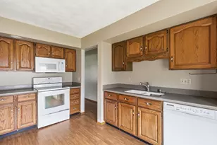 3503 32nd St, Moline, IL 61265 - Photo 13