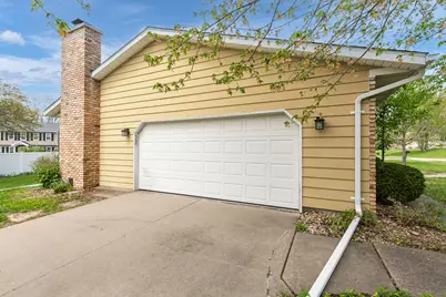 3503 32nd Street, Moline, IL 61265 - Photo 5