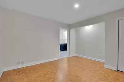 7 The Court Of Island Point, Northbrook, IL 60062 - Photo 13