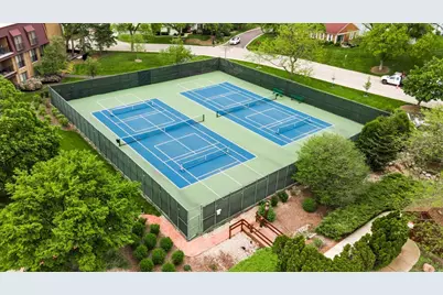 7 The Court Of Island Point, Northbrook, IL 60062 - Photo 47