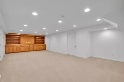 7 The Court Of Island Point, Northbrook, IL 60062 - Photo 35
