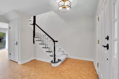 7 The Court Of Island Point, Northbrook, IL 60062 - Photo 11