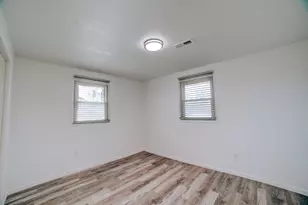 2775 E Riverview Dr, Kankakee, IL 60901 - Photo 31