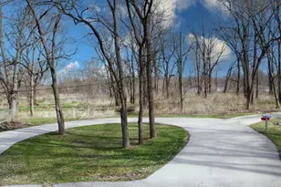 2775 E Riverview Dr, Kankakee, IL 60901 - Photo 39