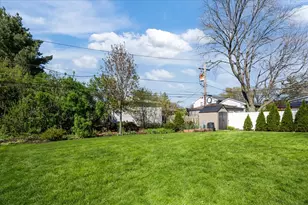 927 Holly Ct, Deerfield, IL 60015 - Photo 21