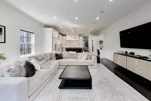 3111 N Kenmore Ave, Chicago, IL 60657 - Photo 13