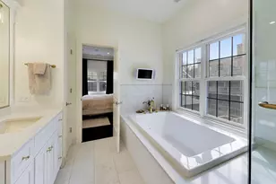 3111 N Kenmore Ave, Chicago, IL 60657 - Photo 19