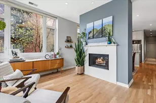 4150 N Sheridan Rd, Chicago, IL 60613 - Photo 7
