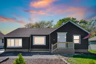 211 Independence Ave, Joliet, IL 60433 - Photo 3