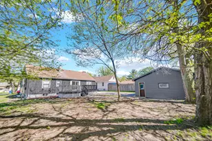 211 Independence Ave, Joliet, IL 60433 - Photo 25