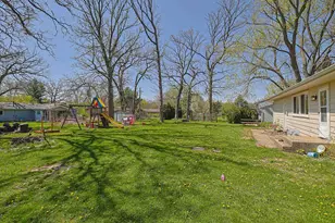 7405 Wooded Shore Dr, Wonder Lake, IL 60097 - Photo 17