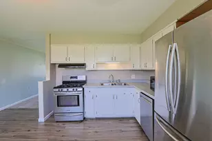 7405 Wooded Shore Dr, Wonder Lake, IL 60097 - Photo 5