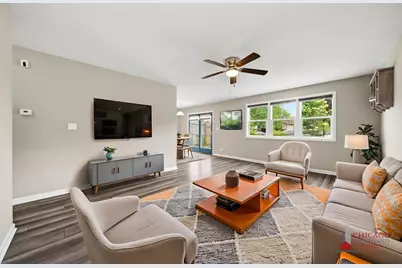 225 Mill Stream Drive, Bolingbrook, IL 60440 - Photo 5