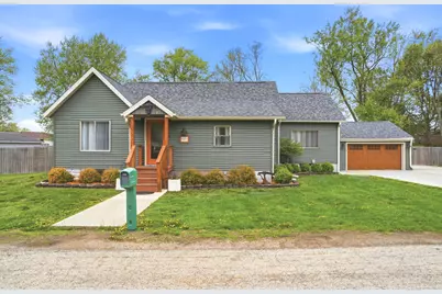 1923 Cummins Street, Dixon, IL 61021 - Photo 1