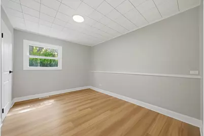 2S206 Mayfield Lane, Glen Ellyn, IL 60137 - Photo 17
