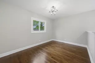 2S206 Mayfield Ln, Glen Ellyn, IL 60137 - Photo 13