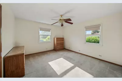 10823 S 71st Court, Worth, IL 60482 - Photo 17