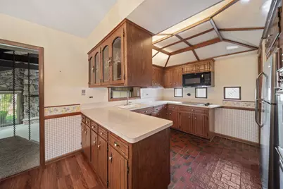 10823 S 71st Court, Worth, IL 60482 - Photo 7