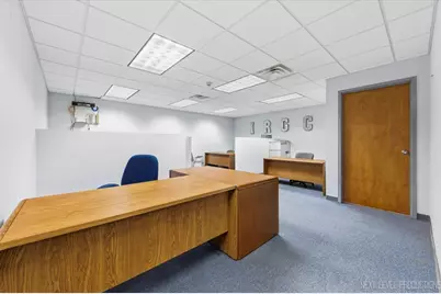 2051 Ogden Avenue, Downers Grove, IL 60515 - Photo 9