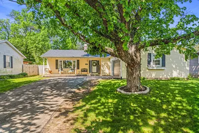 401 Cedar Drive, Clifton, IL 61727 - Photo 1