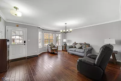 1679 Templeton Court, Mundelein, IL 60060 - Photo 5