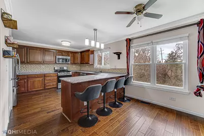 1679 Templeton Court, Mundelein, IL 60060 - Photo 9