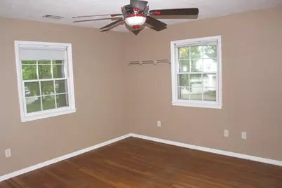 4103 N Newcastle Drive, Decatur, IL 62526 - Photo 9