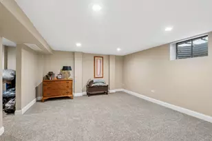 741 N Lincoln Ave, Park Ridge, IL 60068 - Photo 19