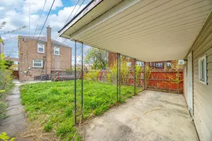 7801 S Winchester Ave, Chicago, IL 60620 - Photo 19