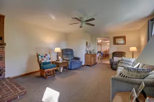14755 Fenton Rd, Morrison, IL 61270 - Photo 9